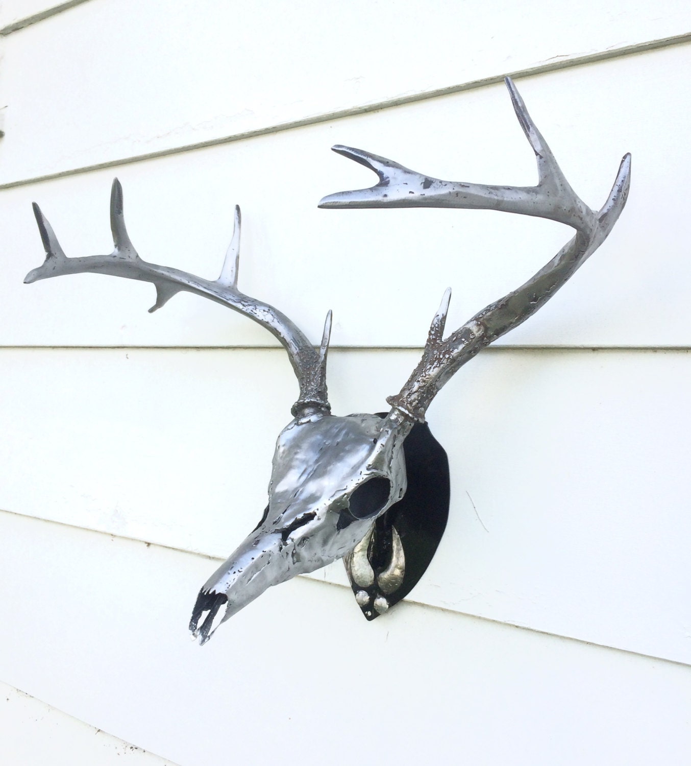 Hand European Mount Metal Deer Head Sculpture