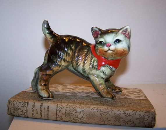 old cat figurines