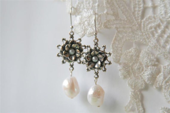 Silver Pearl Earings Copper Pearl Earrings Wedding earrings