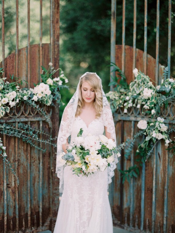 Etsy - SIBO Designs Wedding veil, Waltz Length, Bridal Veil, Beaded Veil, Mantilla Veil, Lace Veil, Lace Mantilla veil, Short Veil, Romantic Veil - Style 512
