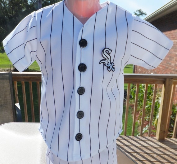 White and Black Stripe Baseball Uniform Knit fabric Custom