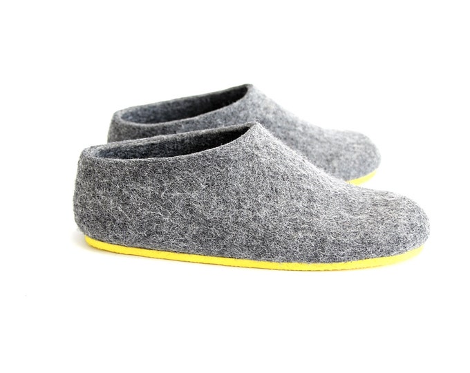 Charcoal Gray Felted Shoes - Wool Slippers - Christmas in July - Minimalist Shoes - Womens Slippers - House Shoes - Rubber Soles