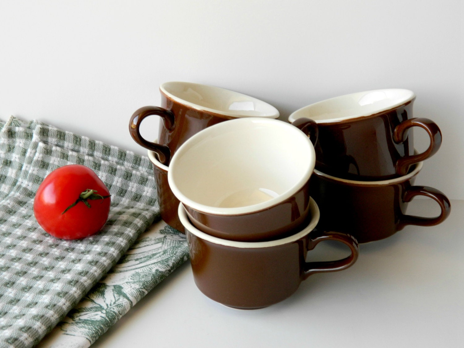 Restaurant Ware Coffee Cups. Brown Tea Cups. Kitchen Decor.