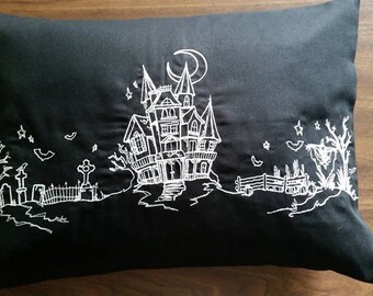 Halloween pillow,haunted house