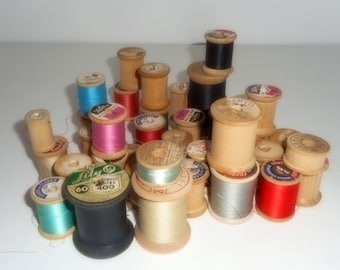 Lot of Wooden Spools, Sewing Spools, Thread, Vintage Spools, Collection