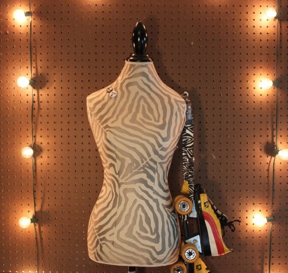 Zebra Noose Roller Derby Skate Accessory 1 by BruisedSkateNooses