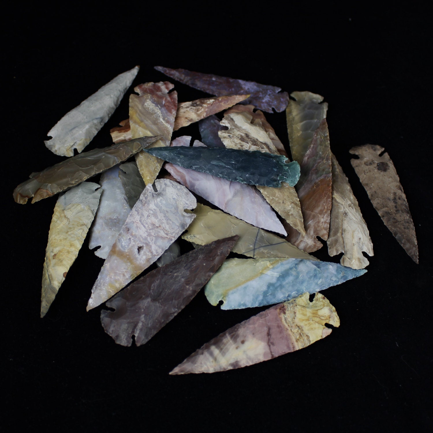 4" Agate Arrowheads Whole Stone Knapped Arrowhead Spear Point Reproductions from EvasFeathers on