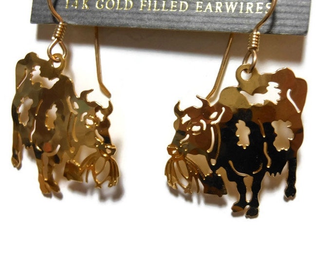 FREE SHIPPING Wild Bryde dairy cow earrings, gold-plated, cud horns bell, detailed etching, cutout work, pierced french hook, original card