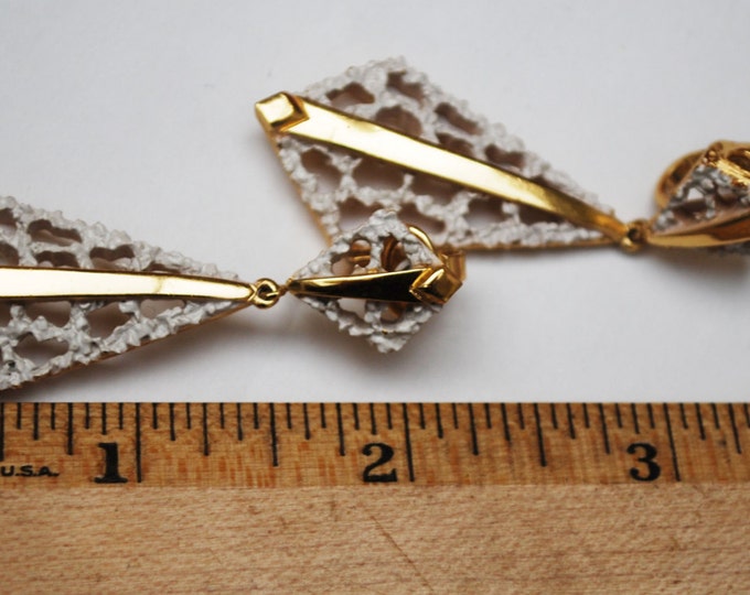 Crown Trifari white Enamel gold drop earrings NOS original tag Trifari Jewels card