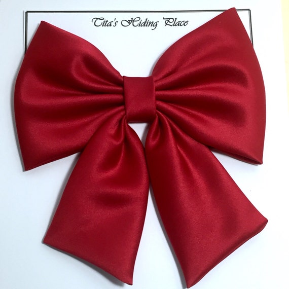 Christmas Red Bow/ Extra Large Bow/ Satin by TitasHidingPlace