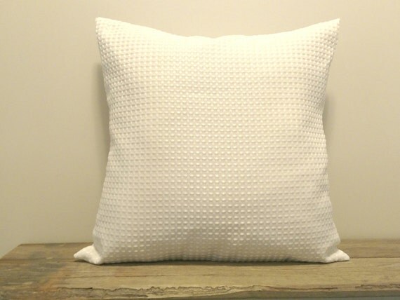 white pillow covers