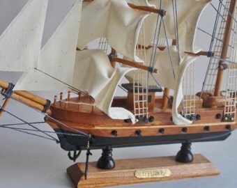 Mayflower Model Ship By Heritage Mint Ltd.