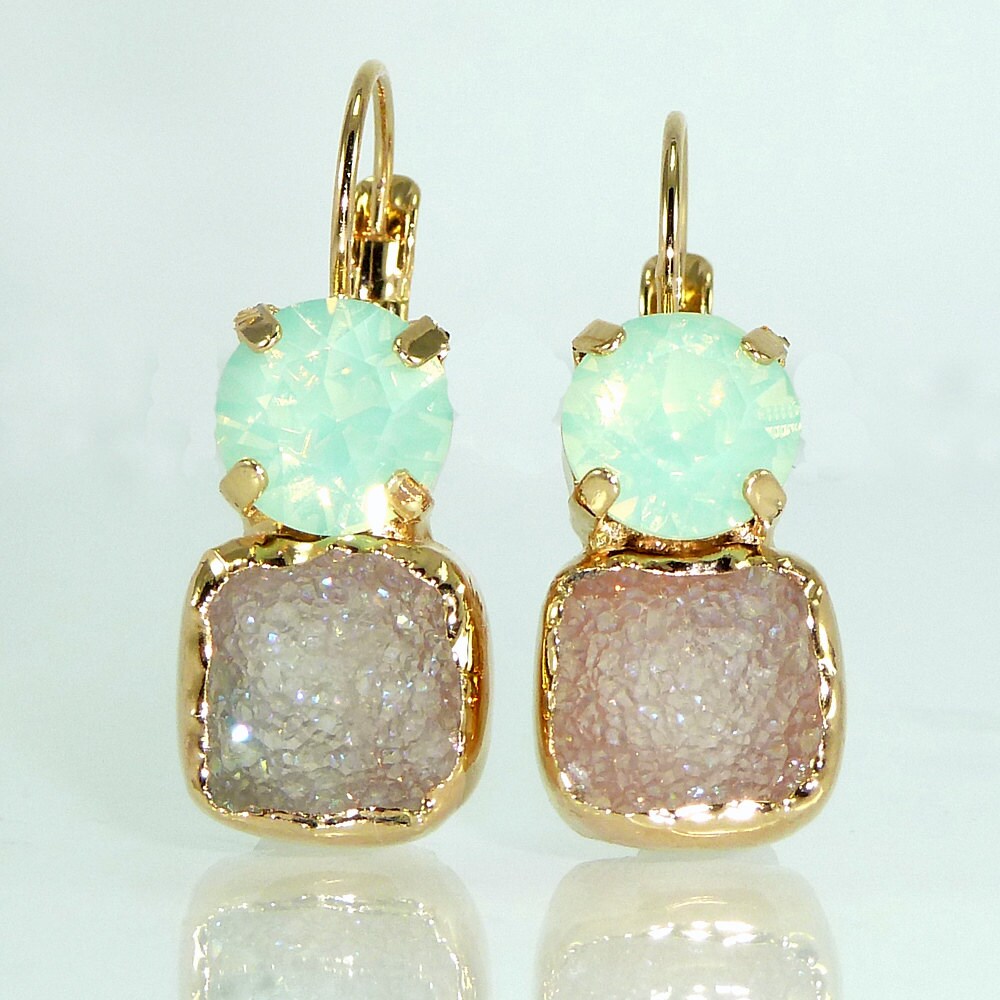 Druzy Earrings Mint Drop Earrings Dangle Gemstones by inbalmishan