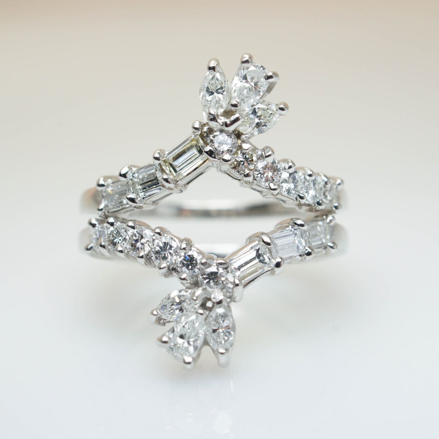 Silver diamond ring guard
