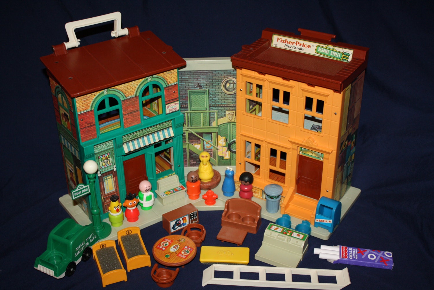 Complete Fisher Price Play Family SESAME STREET HOUSE 938