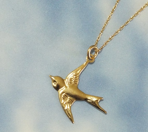 Solid Gold Bird Necklace 14k Gold Sparrow Necklace Delicate