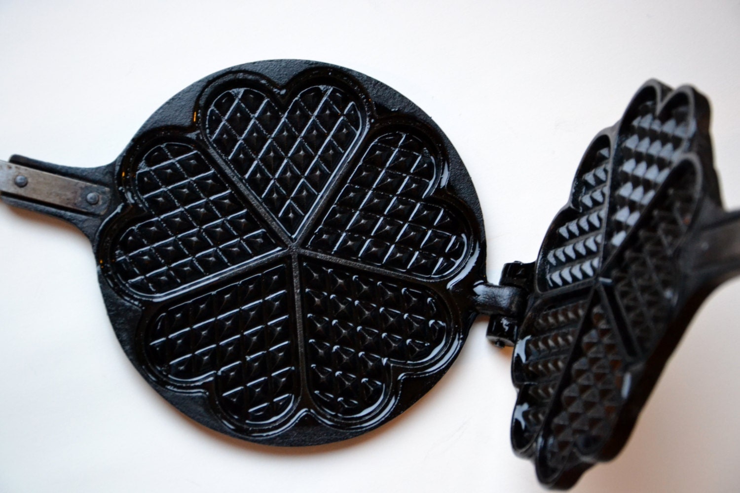 Vintage waffle maker Norwegian waffle iron Cast iron Jøtul