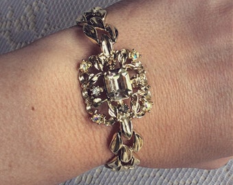 Vintage Coro Goldtoned Bracelet with Aurora Borealis Rhinestones