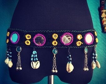 Mirrored Kuchi belt.