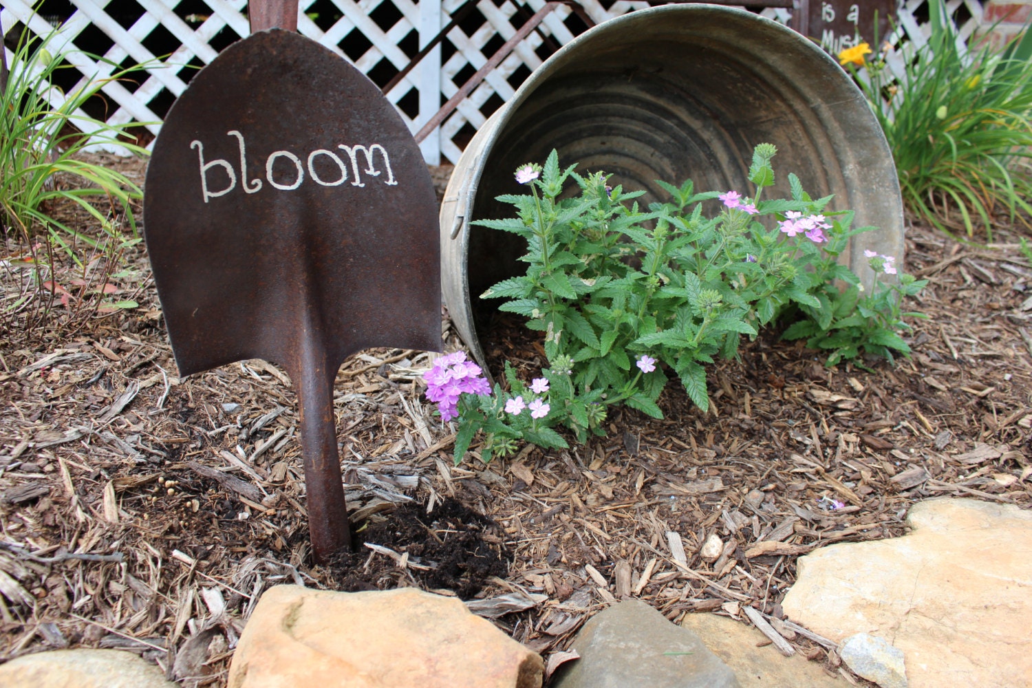 Painted Garden Shovel Bloomrepurposed shovelrustic