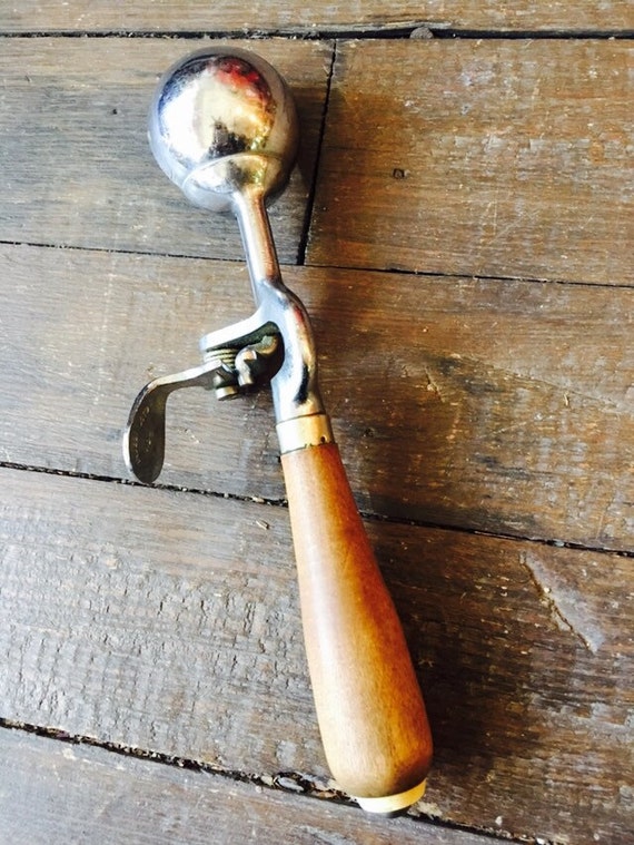 Antique Benedict Indestructo No. 4 Ice Cream Scoop c1929 July