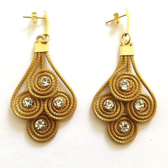 Brazilian Golden Grass Earrings four spiral design vegetable