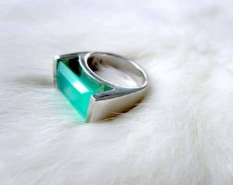 Chrysoprase Ring Sterling Silver Rhodium