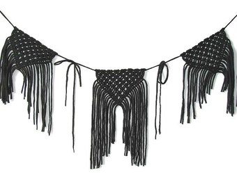 Woven wall hanging. Black woven hanging. Woven wall art. Banner wall hanging. Adjustable banner. Black banner. Macrame banner. Macrame