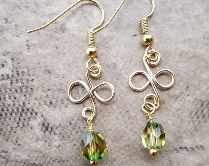 Pale green earrings, light green earrings, light mint earrings, green dangle, light green hoop, green wedding earrings, green earrings