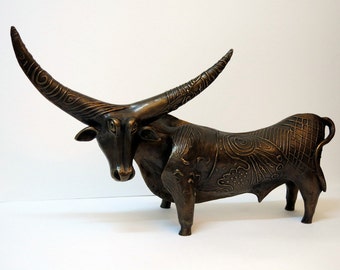 Bronze sculpture - bronze