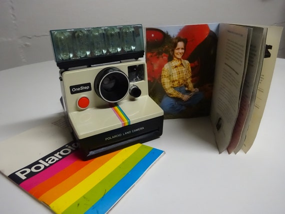 Vintage 1977 Polaroid SX-70 SONAR One Step Land Camera Free