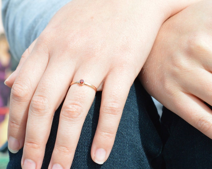 Classic Solid 14k Rose Gold Garnet Ring, Gold Solitaire, Red Ring, Real Gold, January Birthstone, Mothers Ring, Solid Gold Band, Gold ring