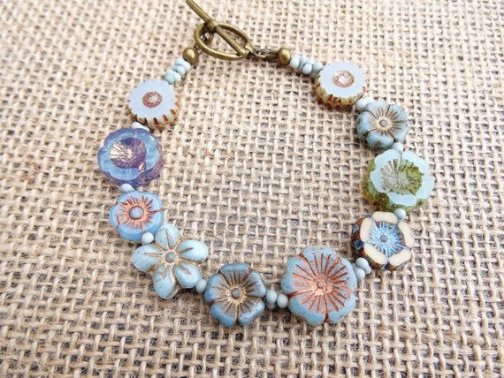 Flower Bracelet Czech Glass Bracelet Blue Bracelet Daisy