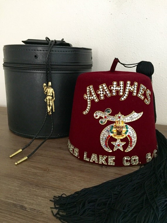 Vintage Aahmes Shriner Fez with Tassel Black Case and Bolo