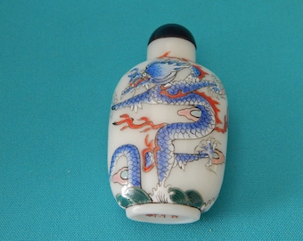 Vintage Chinese Snuff Bottle
