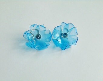 Eco friendly jewelry, earrings, flower earrings, eco friendly, recycled plastic, nature jewelry, upcycled, blue earrings, blue