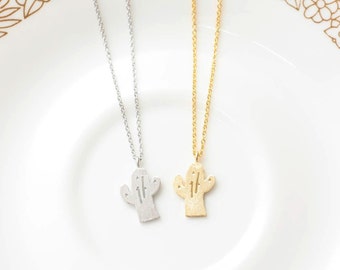 Cactus Necklace, Desert Necklace, Delicate Pendant Necklace, Lovely Necklace, Gift for womens, Womens Jewelry, Simple Gift for girls