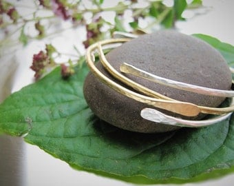 Minimal Gold Bangles, Silver Bangles, Set of Stacking Bangle Bracelets, Hammered Bangles, Cuff Bracelet, Open Bangle Bracelet, Gift for Mom