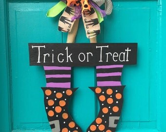 Witches Feet // Door Hanger // Happy Halloween // Halloween Witch Door Hanger