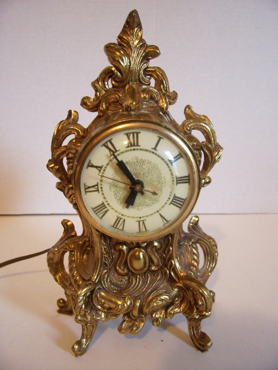 LANSHIRE Mantel Shelf Clock Ornate Vintage Cast Metal Bubble