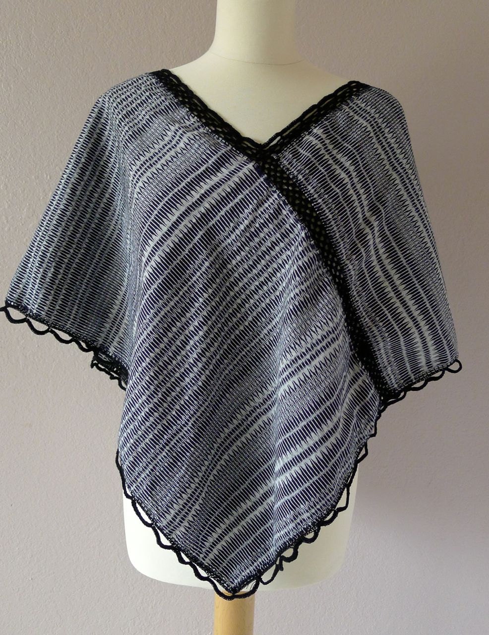 Mexican Rebozo Shawl Scarf Quechquemitl 100 cotton Black