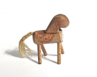 Tiny Dala Horse, Folk Art Dala Horse, Folk made Dala, Miniature Dala Horse, Scandinavian Antiques, Swedish Antiques