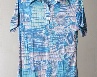 Abstract Alligator Print Blues and Lavender 70s Collared Shirt