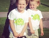 Turtle Shirt Hawaii - Hawaii Baby Shirt - Hawaii Baby Gift - Turtle Shirt - Hand Painted Turtle - Toddler Turtle Shirt - Kauai Hand Painted Turtle Shirt Hawaii - Hawaii Baby Shirt - Hawaii Baby Gift - Turtle Shirt - Hand Painted Turtle - Toddler Turtle Shirt - Kauai Hand Painted