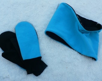 Turquoise and black scarf ans mitts