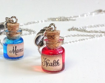 Tiny Health and Mana Potion Necklaces - Gamer jewelry, world warcraft, health magic potion, league of legends , Potion necklace, gamer gift