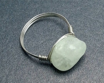 Organic Chunky Aquamarine Ring, Wire Wrap Ring, Gemstone Nugget Ring Gypsy Boho Hippie Ring Pale Blue Stone Wrap Ring Gemstone Wirewrap Ring