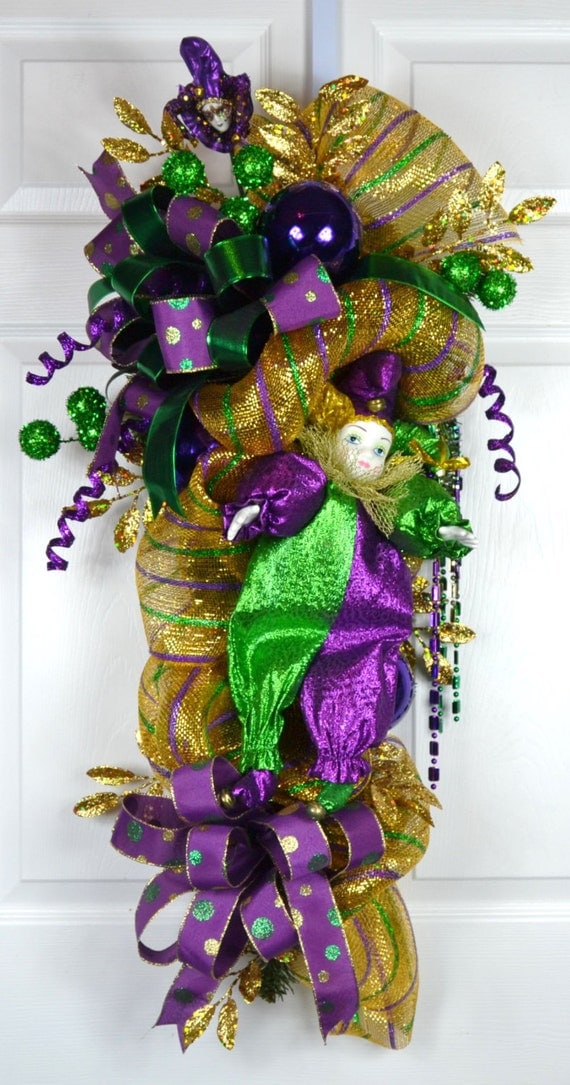 mardi gras swag wreaths