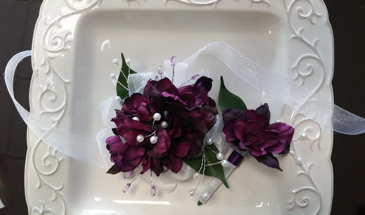 matching corsage and boutonniere for prom