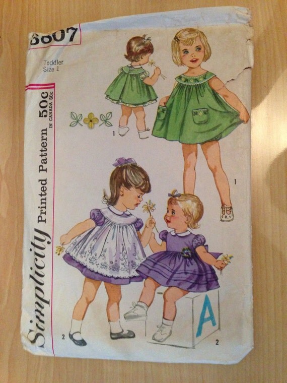Simplicity 3807 Sewing Pattern 1960s Toddler Dress, Pinafore and Panties Size 1